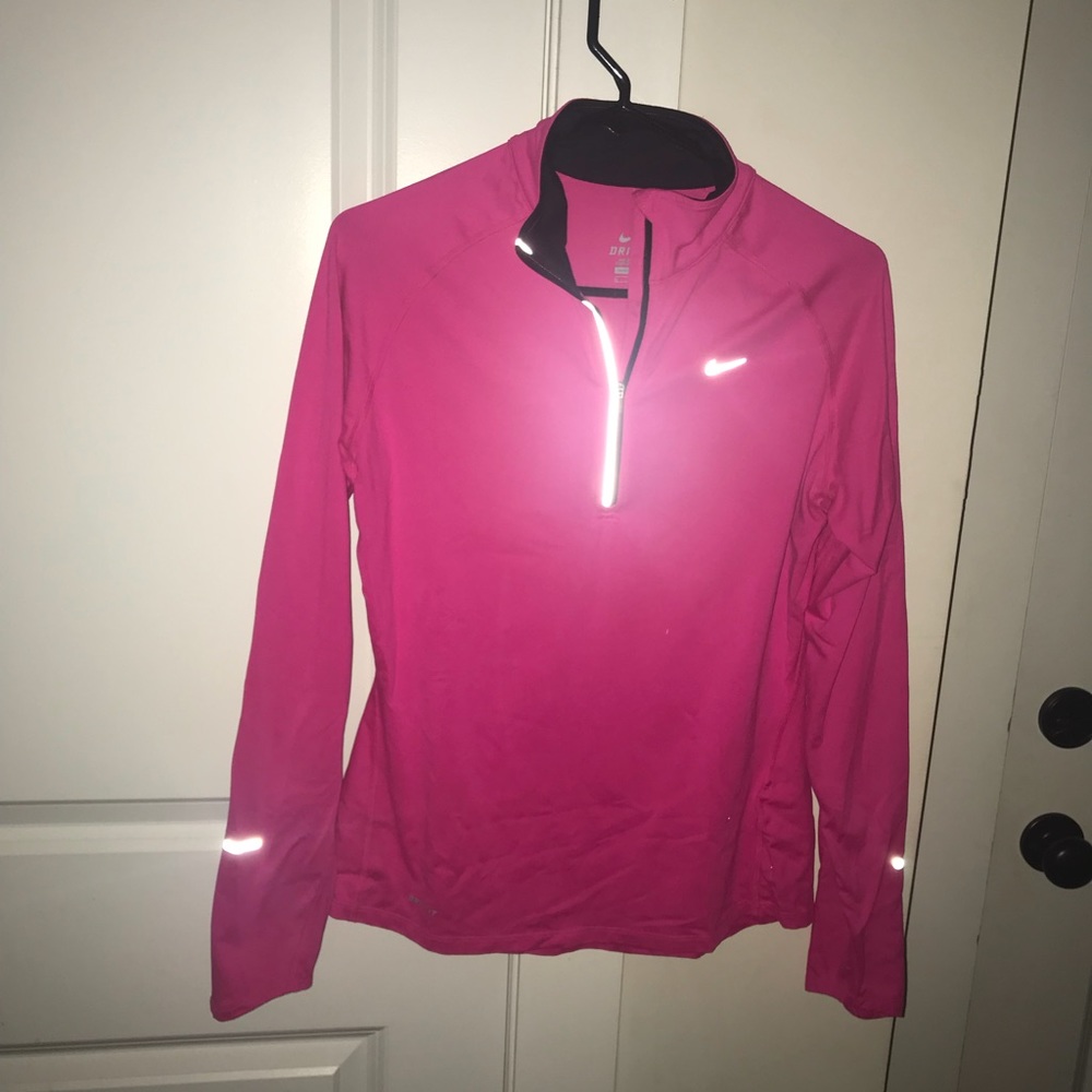 Hot pink nike dry fit pullover